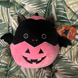8” Emily the Bat Pink Pumpkin Halloween Squishmallow